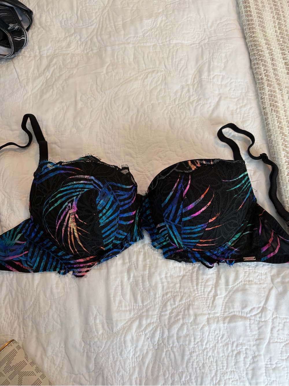 PINK Victoria's Secret Black Push-Up Bra with Multicolor Tropical Print